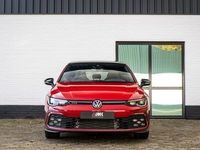 tweedehands VW Golf VIII GTE 1.4 eHybrid 245PK BlackStyle 5x leverbaar Leder Vi