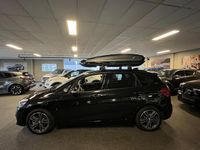 tweedehands BMW 225 2-SERIE Active Tourer xe iPerformance - VOL - Panoramadak / HeadUp / Harman-Kardon / full LED / Dab+ / Keyless / Elek achterklep / Verwarmbaar stuur en stoelen - 30 dkm -