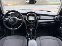 Occasion Mini Cooper Business 136 PK (100 kW) 2016 Groen Hatchback