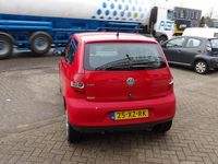 Occasion VW Fox Trendline 54 PK (39 kW) 2007 Rood Hatchback