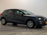Occasion Seat Leon Business 2021 Grijs Hatchback