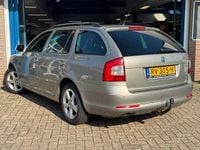 Occasion Skoda Octavia Elegance 105 PK (77 kW) 2011 Grijs Stationwagen