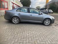 tweedehands VW Jetta 1.6 FSI Trendline