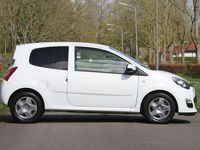 tweedehands Renault Twingo 1.2 16V Collection / Van 1e eigenaar / Airco / Cruise control / Bluetooth / Origineel slechts 33.253 km. gereden