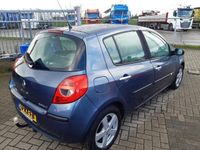 tweedehands Renault Clio 1.6-16V Dynam.Luxe