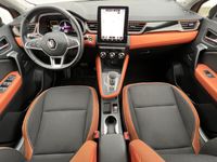 tweedehands Renault Captur 1.6 E-Tech Plug-in Hybrid 160 Intens Automaat / Navigatie groot scherm / Camera / Apple Carplay Android Auto /