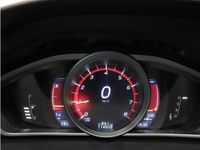 tweedehands Volvo V40 T5 245PK Automaat Carbon Edition 19" / Extra Getint Glas / DAB / Camera / Schakelpaddles /