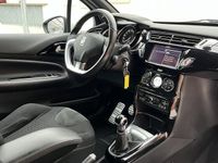 tweedehands Citroën DS3 VTi 82 So Chic | Navigatie | Bluetooth |