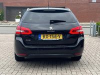 tweedehands Peugeot 308 SW 1.2 PureTech Blue Lease Premium Navigatie Panoramadak Dab Parkeersensoren v+a Carplay Lmv Historie aanwezig NL auto