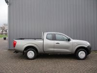 tweedehands Nissan Navara 2.3 dCi 163 PK 4X4 Airco 3500 trekgewicht