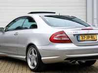 tweedehands Mercedes 500 CLK-KLASSE CoupéV8 Avantgarde AMG; 306pk+Xenon+Navigatie=ORIGINEEL NL !!