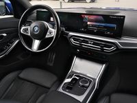 Occasion BMW 330e M Sport 292 PK (214 kW) 2022 Blauw Stationwagen