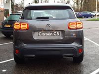 tweedehands Citroën C5 Aircross BUSINESS 1.2 PureTech-130pk Cruise & Climate control Parkeersensoren voor&achter Navigatie via Apple&Android Dodehoekbewaking Stoelverwarm