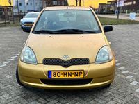 Occasion Toyota Yaris Luna 86 PK (63 kW) 2001 Geel (metallic) Hatchback