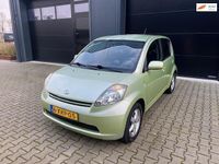 Occasion Daihatsu Sirion 87 PK (63 kW) 2006 Groen Hatchback