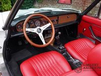 tweedehands Fiat 124 Spider Sport Completely restored, Beloved colour combination