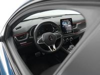 tweedehands Renault Arkana 1.6 E-Tech Hybrid 145 R.S. Line Camera Cruise Control Adaptief Dodehoekdetectie Stoelverwarming Apple Carplay