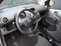 Occasion Toyota Aygo 68 PK (50 kW) 2008 Grijs (metallic) Hatchback
