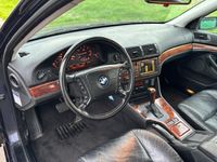 tweedehands BMW 523 5-SERIE i Executive Automaat ECC Leder Audio Electric pakket Leder LMV 15" Cruisecontrol Dealeronderhoud Youngtimer Nw Apk!