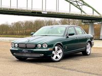 tweedehands Jaguar XJR 4.2 V8 S/C / BRITISH RACING GREEN / SCHUIFDAK / SE