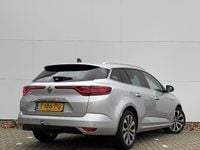 Occasion Renault Mégane GrandTour Techno 140 PK (102 kW) 2023 Gris higland (kqa) Stationwagen