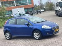 tweedehands Fiat Grande Punto 1.2 Active,bj.2009, kleur: blauw,airco,NAP met 179