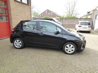 tweedehands Toyota Yaris 1.5 Hybrid Design