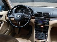 tweedehands BMW 330 3-SERIE Touring 330xi i Automaat Leer Navi