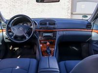 tweedehands Mercedes E320 E-Klasse LimousineAutomaat Avantgarde | Luchtvering | Parktronic | Stoelverwarming | Airco