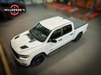 tweedehands Dodge Ram 15005.7 V8 4x4 Crew Cab 5'7 Laramie Night Als op de foto