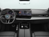 Nieuw BMW i5 M Sport 250 kW (340 PK) 2026 Grijs Stationwagen