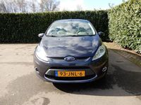 tweedehands Ford Fiesta 1.4 Ghia. Luxe uitvoering. Origineel NL auto met NAP.