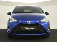 tweedehands Toyota Yaris 1.5 Hyb Bi-Tone Plus Navigatie Panoramadak 1ste Eigenaresse