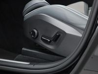 tweedehands Volvo XC60 2.0 Recharge T6 AWD R-Design | Pano | Pilot Assist | Memory | Camera | Elek. Trekhaak | H&K