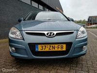 tweedehands Hyundai i30 1.6i Dealer onderhouden/Leer/Navi