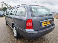 tweedehands Skoda Octavia Combi 1.6 Démarrage/2 e eigenaar /dealer onderhoud/apk 3-1-2025/airco /zeer nette auto/inruil mog !!!