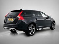 Occasion Volvo V60 CC Summum 191 PK (140 kW) 2016 Donker zwart metallic Stationwagen