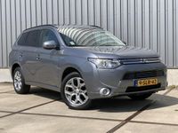 tweedehands Mitsubishi Outlander 2.0 PHEV Intense + Schuifdak - Leder - Navi