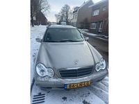 Occasion Mercedes C180 Elegance 143 PK (105 kW) 2003 Grijs (metallic) Stationwagen