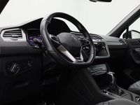 tweedehands VW Tiguan 2.0 TDI 150PK DSG R-Line Black Style | Pano | Trekhaak | HUD | DCC | Camera | IQ Light