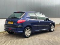 tweedehands Peugeot 206 1.4 XR STUURBEKRACHTIGING ELEK RAMEN NWE APK NAP