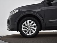 tweedehands VW T-Cross - 1.0 Tsi 95pk Life | Navigatie | Apple Car Play | ACC | P-Sensoren | Draadloze Telefoonlader | Garantie t/m 10-05-2027 of 100.000km