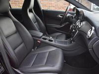 tweedehands Mercedes CLA200 Edition 1 Xenon '13 Leder Clima Navi Cruise Inruil