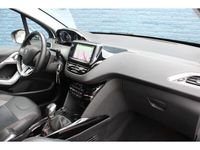 tweedehands Peugeot 2008 1.2 PureTech 110pk Crossway