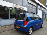 tweedehands Peugeot 1007 1.4 Sesam Urban