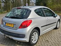 tweedehands Peugeot 207 1.4 VTi X-line airco trekhaak elektrische ramen cv