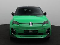 Occasion Renault 5 E-Tech Komfort 110 kW (150 PK) 2024 Groen Hatchback