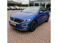 tweedehands VW T-Roc cabrio 1.5 TSI R-Line / Navigatie / Parkeerhulp V+A / 19'' / Keyles