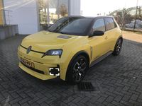 Occasion Renault R5 Komfort 110 kW (150 PK) 2024 Yellow pop met dak in sterzwar Hatchback