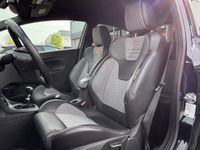 tweedehands Ford Fiesta BWJ 2014 / 1.6 183PK ST2 / Clima / Navi / Half leer / Cruise / PDC / Lichtmetaal /
